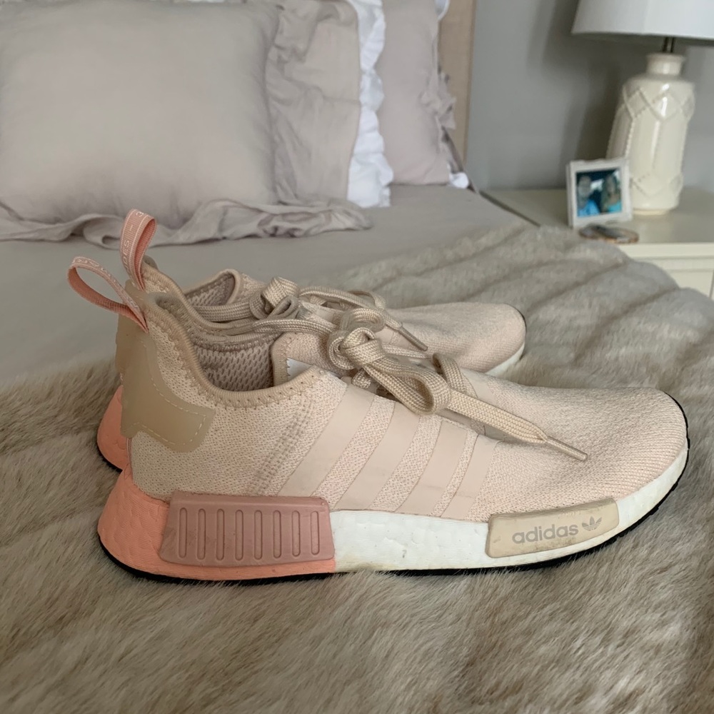 Adidas tennis shoes